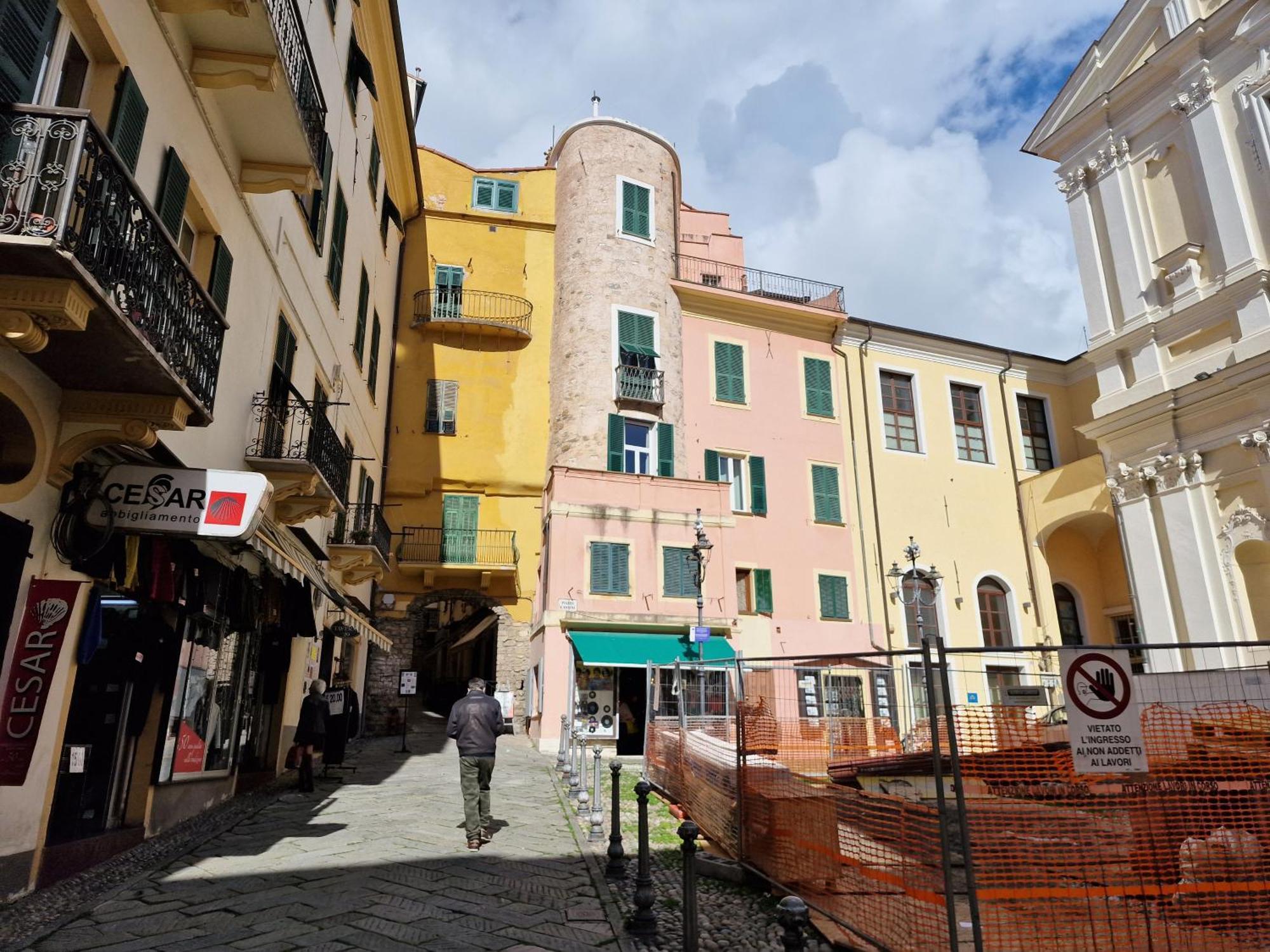 Homeholidaysanremo - Classic Экстерьер фото